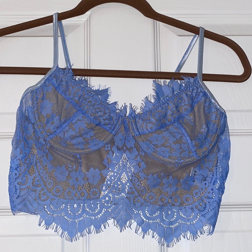 Blue mesh lace crop top